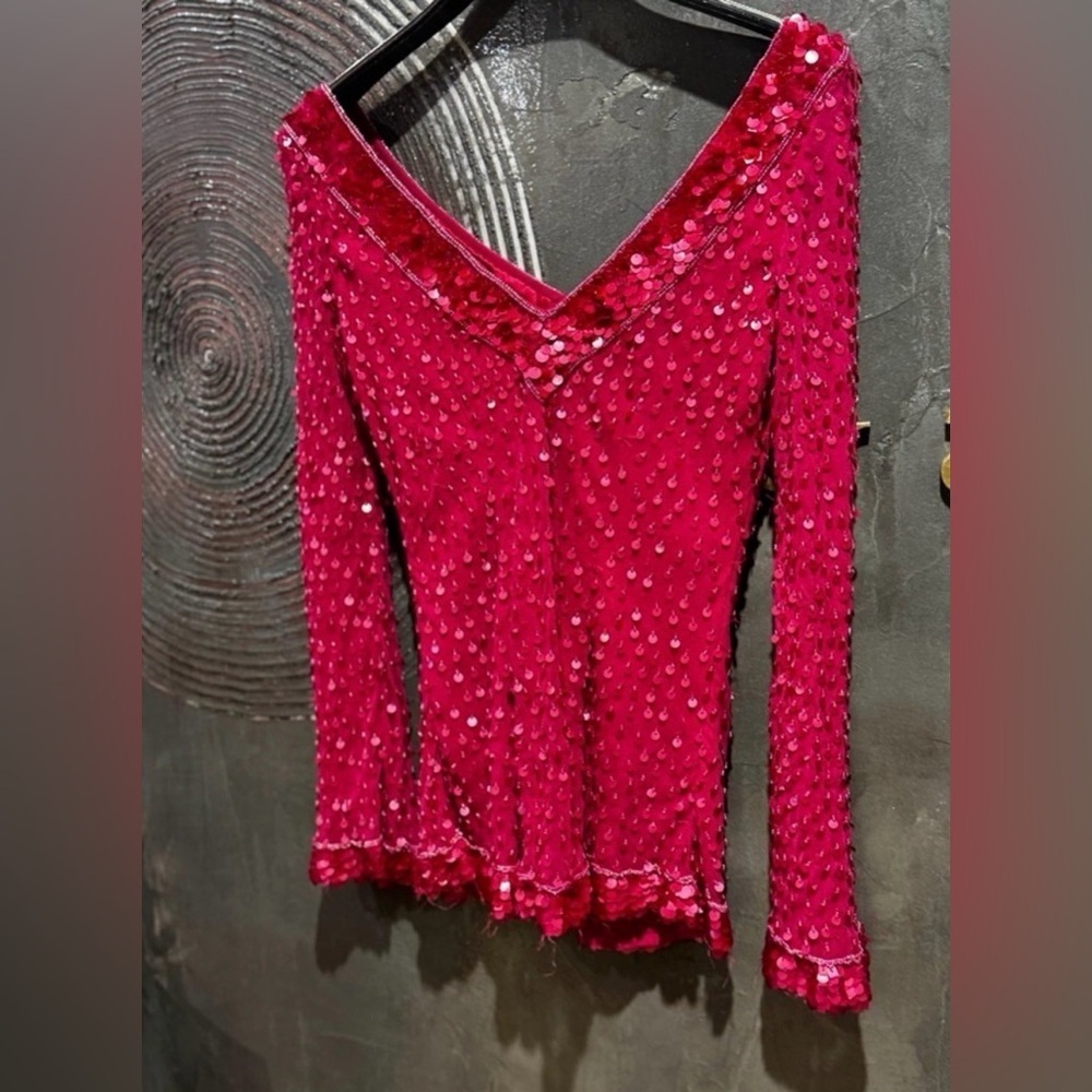 Elegant Red silk Sequin V-Neck Top size 8